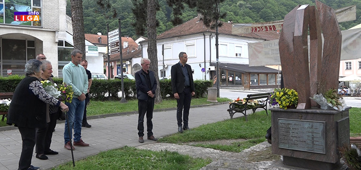 il-spomenik-ivanjica Vidovdan u Ivanjici obeležen molitvama i polaganjem venaca na spomen obeležja stradalima (VIDEO)