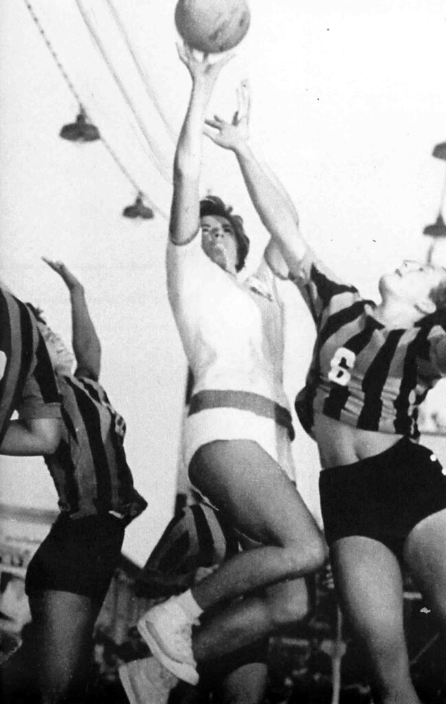 CICA-5-649x1024 Sećanje na Ivanjičanku i sportsku heroinu Jugoslavije