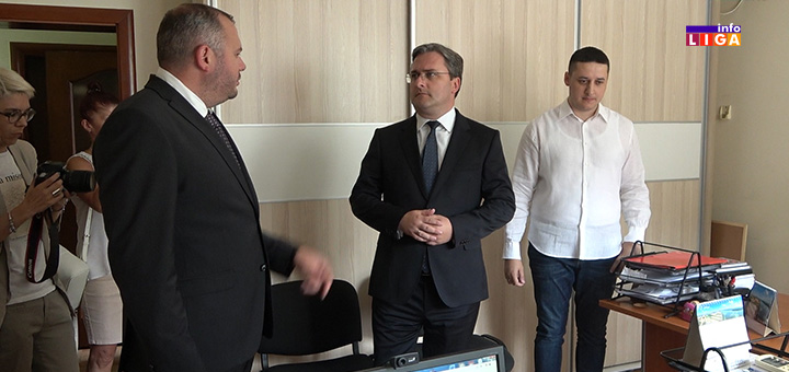 IL-CSR-Ivanjica- Selaković u Ivanjici: "Centru za socijalni rad potrebno više stručnih radnika" (VIDEO)