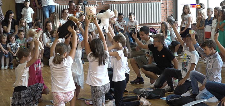 il-prvaci-1 Svečani prijem prvaka u ivanjičkim školama (VIDEO)