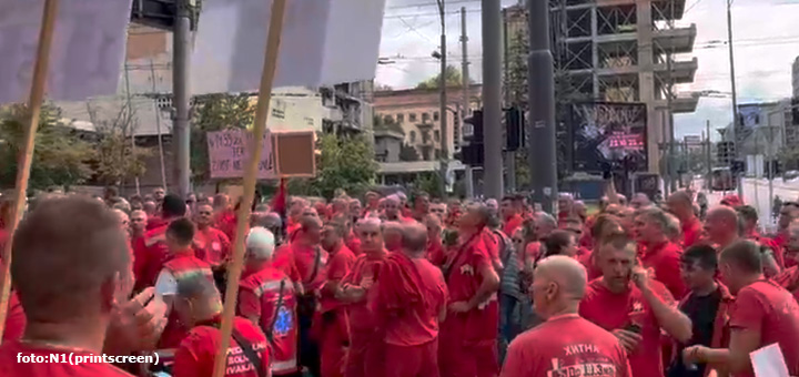 protest-vozaca-hitne-pomoci Veselinović: Zadovoljni smo današnjih pregovorima sa predstavnicima Vlade i direktorkom RFZO dr Sanjom Radojević-Škodrić