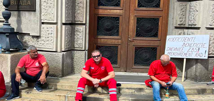 strajkaci-dva Veselinović: Zadovoljni smo današnjih pregovorima sa predstavnicima Vlade i direktorkom RFZO dr Sanjom Radojević-Škodrić