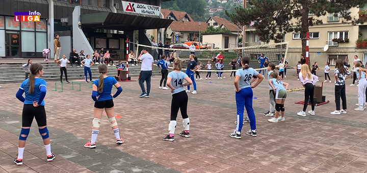 IL-OK-IVA-2 Održan javni čas odbojke pod nazivom "Upoznajmo se na pravoj mreži" (VIDEO)