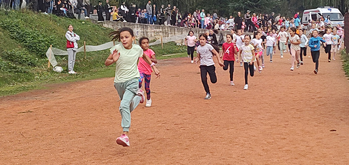 IL-Trka-za-srecnije-detisnjstvo-2023-1 U petak ''Trka za srećnije detinjstvo''