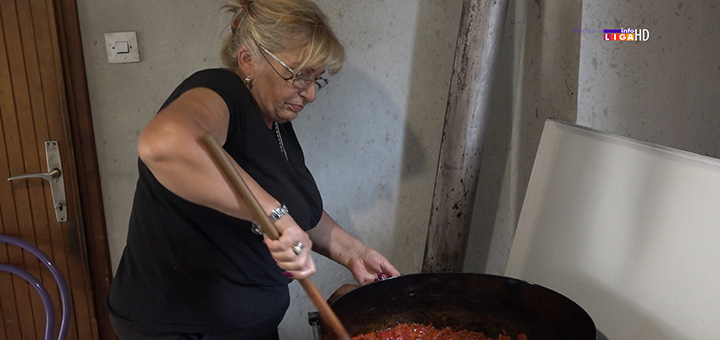 il-ajvar1 Snežana iz Ivanjice otkriva tajni začin za vrhunski ajvar (VIDEO)