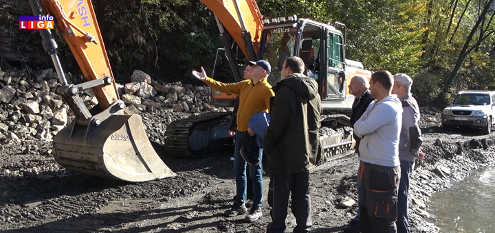 IL-Mestani-LUG-problem- Ivanjica - Rešava se problem sa kanalizacijom i izlivanjem reke u naselju Lug (VIDEO)
