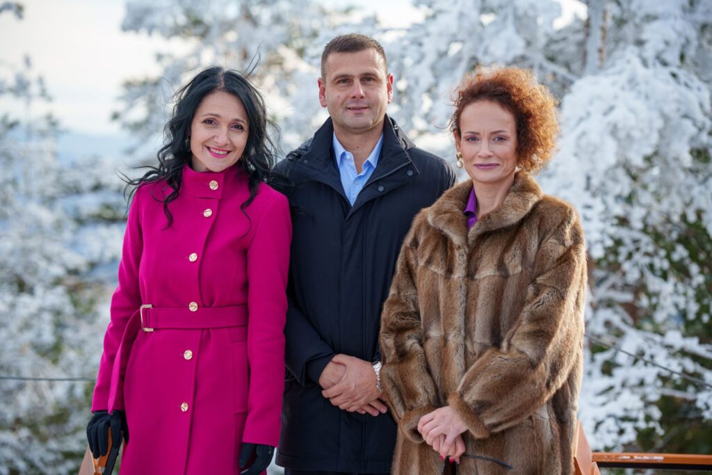 Danica-SisovicVladimir-ZivanovicBojana-Bozanic-1024x683 Doček Nove godine na Kraljevom trgu na Zlatiboru