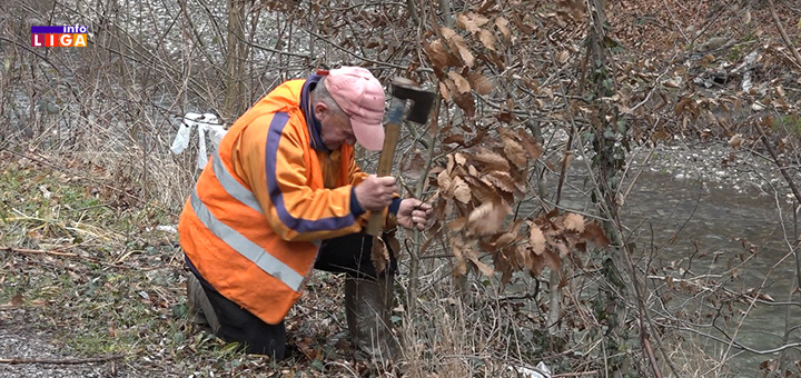 IL-bosko-putar2 Boško je putar za medalju!!! Badnjacima okitio put od Ivanjice prema Arilju (VIDEO)