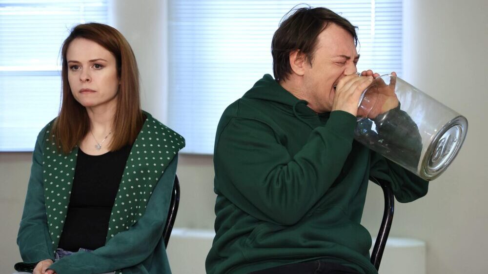 Pluca-predstava-scaled-e1651076413972 Predstava "Pluća" gostuje u Ivanjici