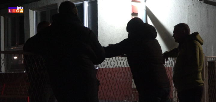 IL-Mestani-ulice-Krajiskih-brigada- Kraj preskakanju ograde - otvorena kapija igrališta