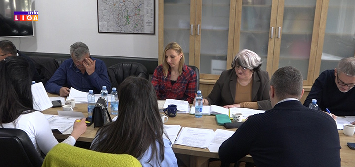 il-vece1 Zasedalo Opštinsko veće Ivanjica, usvojen i predlog taksista (VIDEO)