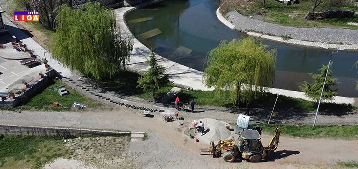 IL-setaliste-gradski-park- Nova staza, mobilijar i rasveta u gradskom parku u Ivanjici (VIDEO)