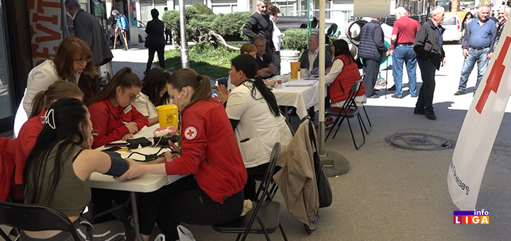 il-crveni-krst1 Povodom Svetskog dana zdravlja u centru Ivanjice organizovani preventivni pregledi (VIDEO)