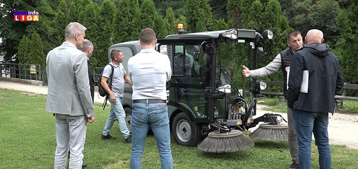IL-Cistilica-1 JKP ''Ivanjica'' nabavilo novu multifunkcionalnu čistilicu (VIDEO)