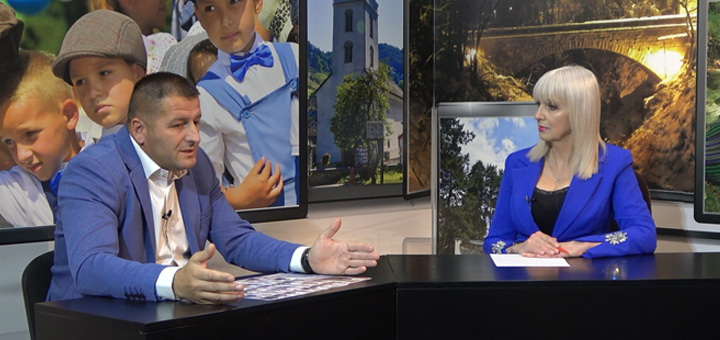 IL-Naslovna-slika-AV-lista- Predstavljena lista „Aleksandar Vučić – Ivanjica sutra“ (VIDEO)