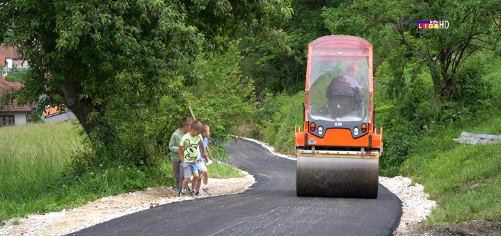 IL-asfaltiranje-lokalnog-puta-Svestica2 Rešeni međuljudski odnosi i asfaltirana sporna deonica puta u Sveštici (VIDEO)