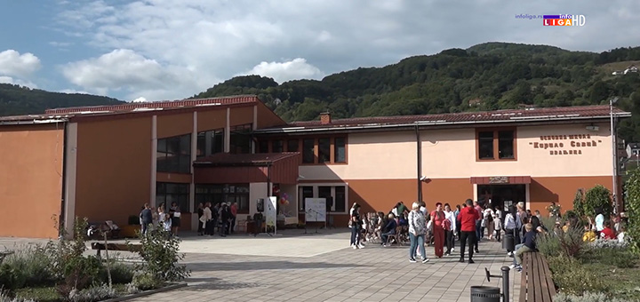 il-kirilo-savic Miloš iz Ivanjice zablistao na Republičkim takmičenjima iz prirodnih nauka (VIDEO)