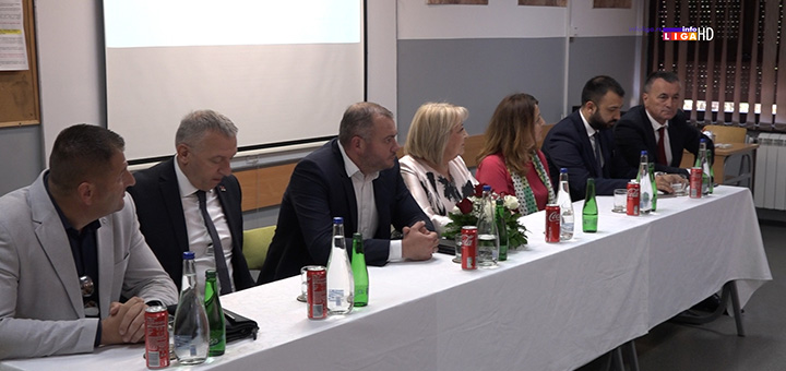 il-ministarka- Ministarka prosvete Slavica Đukić Dejanović posetila Ivanjicu (VIDEO)