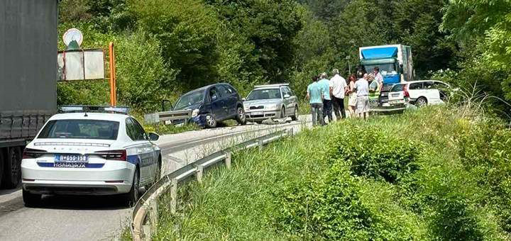 IL-Saobracajka-dva Saobraćajna nezgoda na ulazu u Ivanjicu