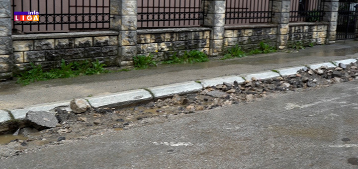 il-promena-cevi1 Zamenjene stare azbestne cevi u ulici Cvetka Zečevića (VIDEO)