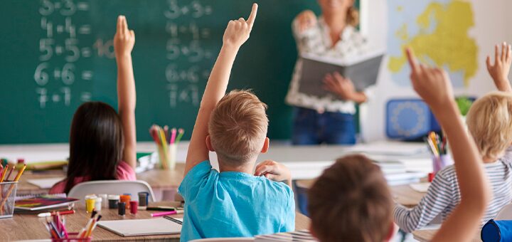 IL-Djaci-skola- Isplaćena pomoć za djake