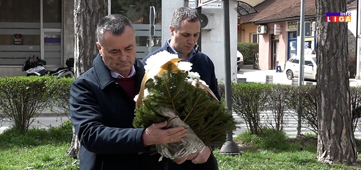 IL-Polaganje-venaca-Ivanjcia- Polaganjem venaca odata počast tragično nastradalim Ivanjičanima tokom NATO bombarodovanja (VIDEO)