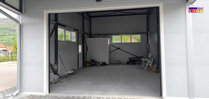 IL-hala-Senjak8 Izdaje se poslovni prostor na Senjaku – odlična lokacija, prostran parking