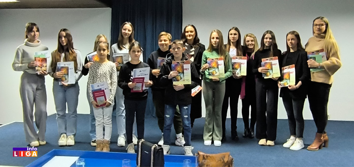IL-recitatori Najbolji recitatori iz ivanjičkih škola putuju na okružno takmičenje (VIDEO)