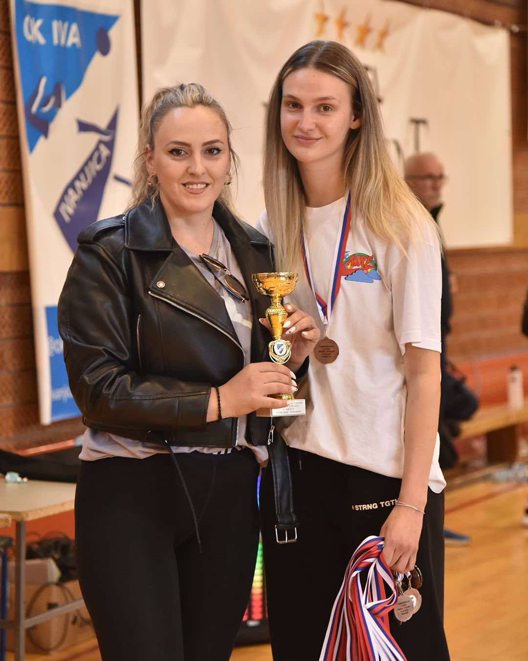 64e495a2-137c-4ab5-a44a-a6b58a3131c5 Ivanjička odbojka čuva sećanje na legende – Održan II Memorijalni turnir „Mošo i Stevan“ (VIDEO)