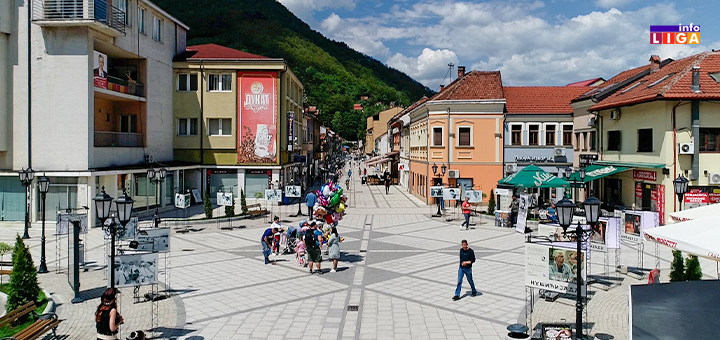 IL-centar-grada-izlozba Nušićijada se približava – kultura, humor i zabava već šetaju ulicama Ivanjice (VIDEO)