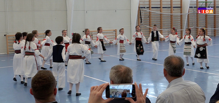 IL-dan-skole-Prilike3 Osnovna škola „Sreten Lazarević“ iz Prilika obeležila 152 godine postojanja (VIDEO)