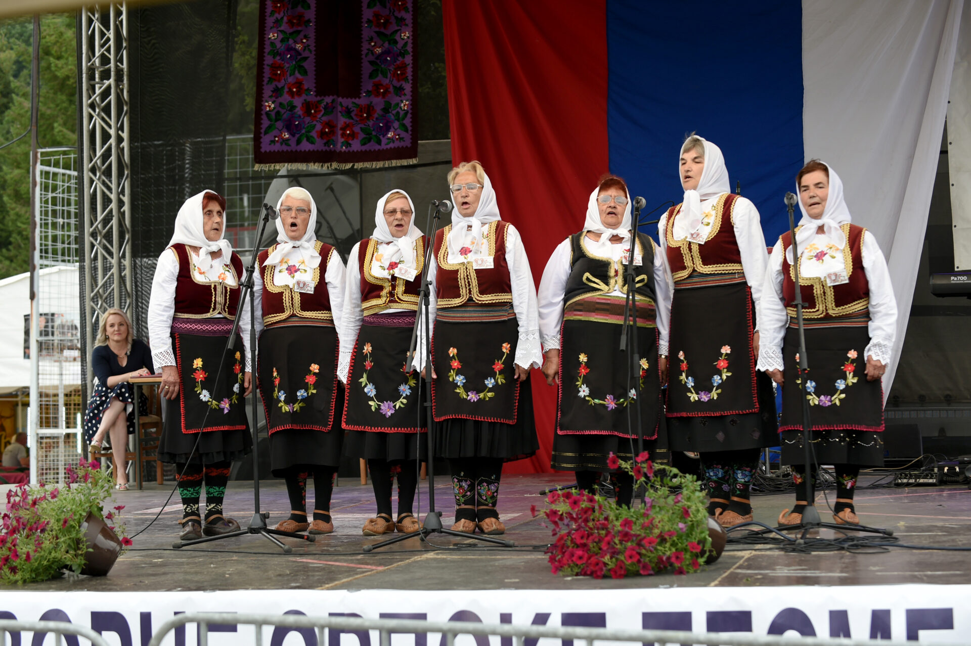 fisp-2021-ucesnici Poziv za učešće na 22. Festivalu srpske izvorne pesme u Prilikama