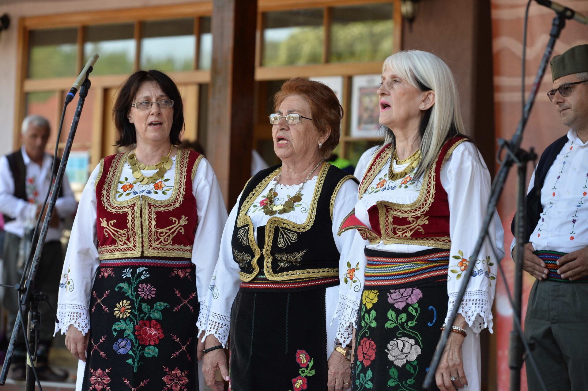 D4S_2709 Tradicija, pesma i igra na 63. “Raspevanom Dragačevu”