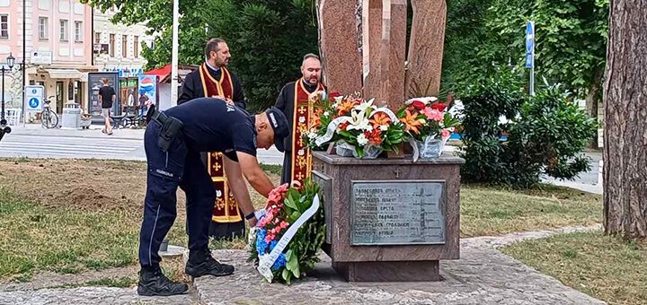 IL-Polaganje-venaca-2 Vidovdan obeležen u Ivanjici: Pomen junacima i polaganje venaca