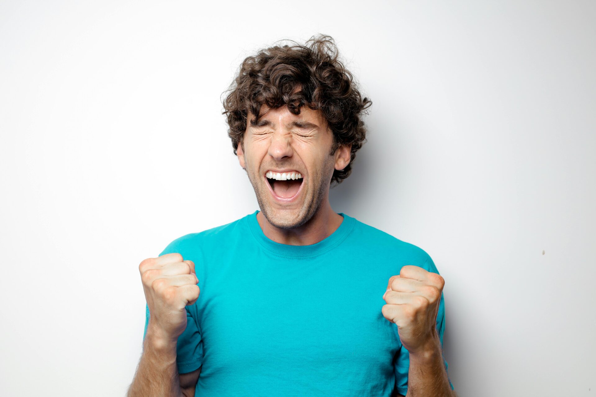 pexels-olly-3768724-1 NOVI MILIONER U SRBIJI: Evo kako je osvojio više od 15  miliona dinara! (VIDEO)