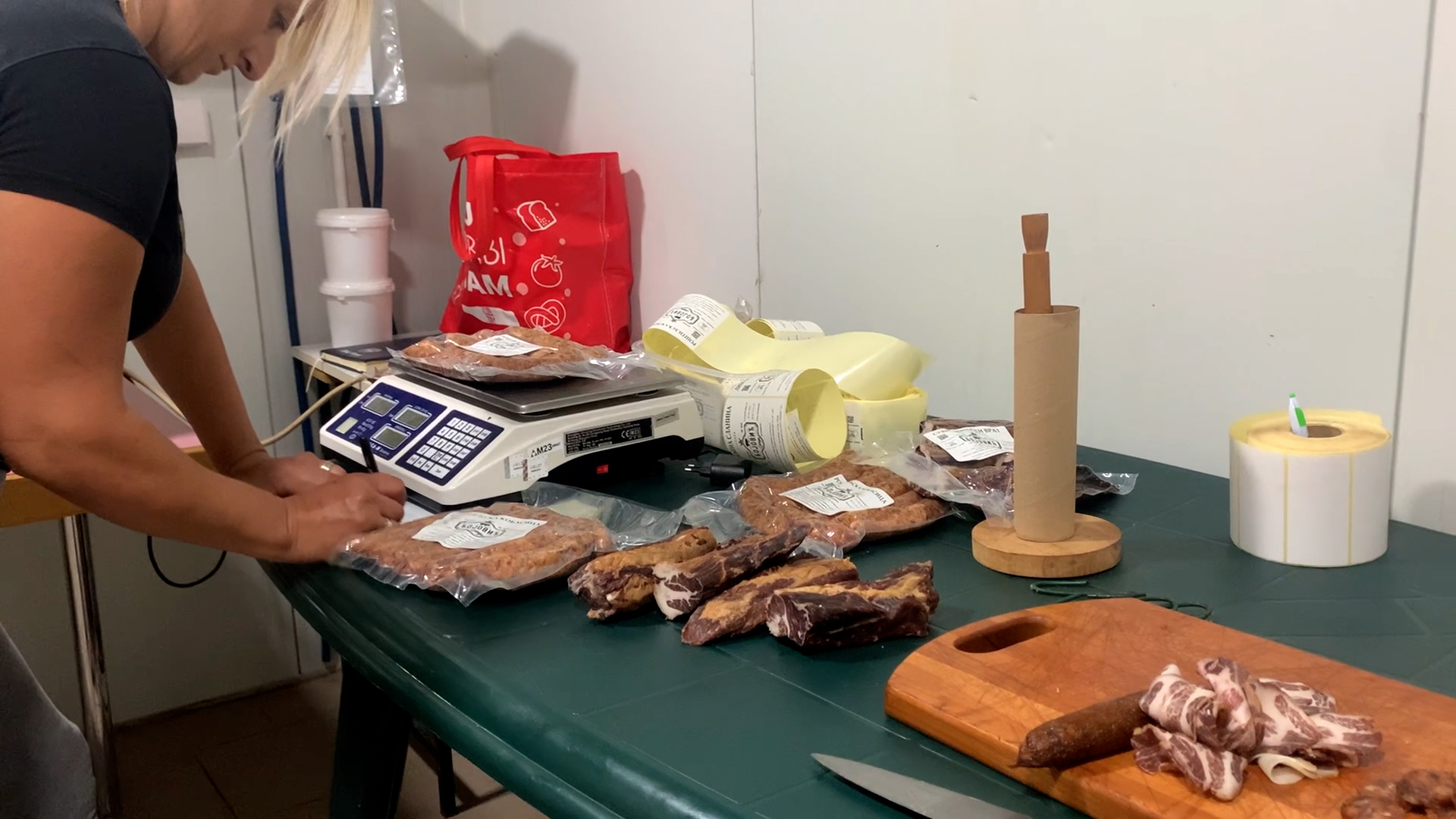 IMG_9881.mov.00_00_01_10.Still001 Goran iz Brezovica napravio uspešnu priču od Moravki i porodičnog rada (VIDEO)