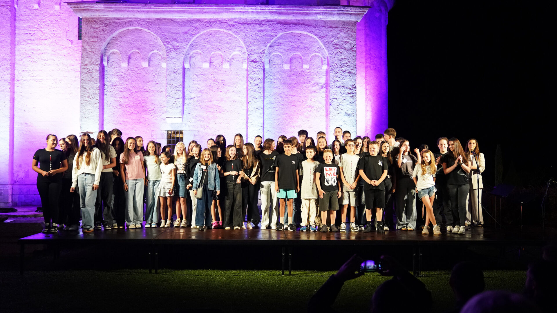 Volonteri-2025 Završeno 16. izdanje ARLEMM festivala – devet dana umetnosti, edukacije i ljubavi u Arilju