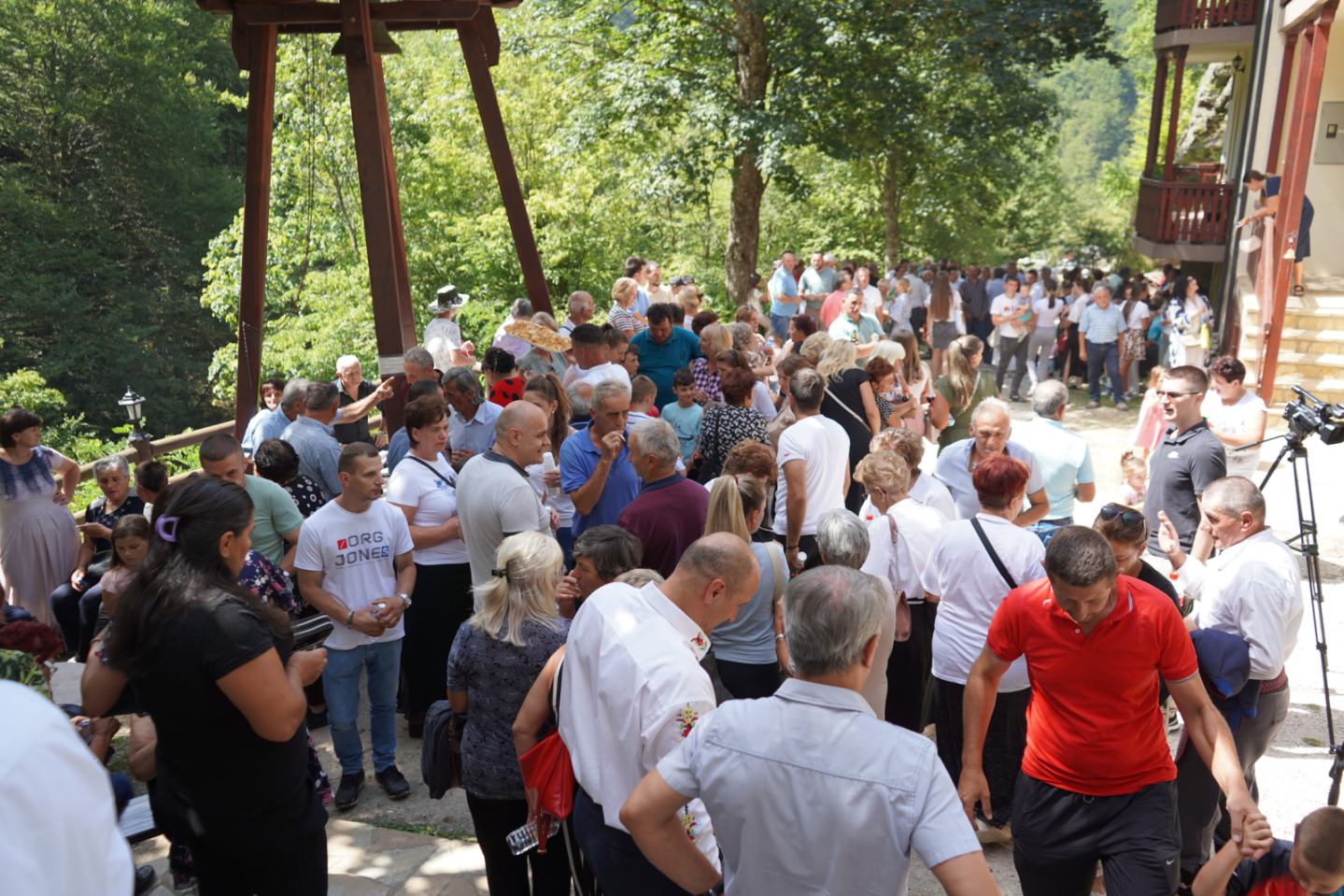 viber_slika_2025-07-26_17-41-03-231 Manastir Kovilje uz veliki broj vernika i posetilaca proslavio svoju krsnu slavu