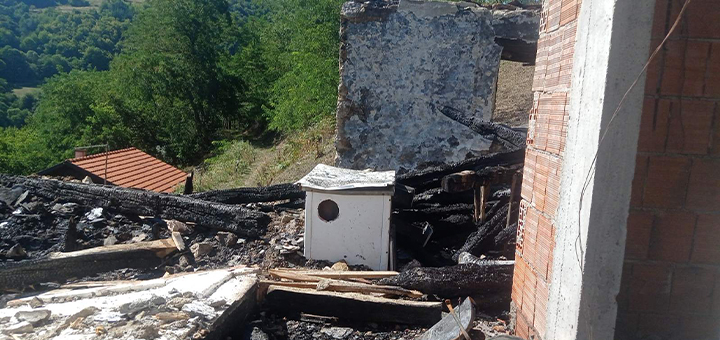 IL-pozar-Brezova Požar uništio kuću i alat Zorana Milinkovića iz Brezove