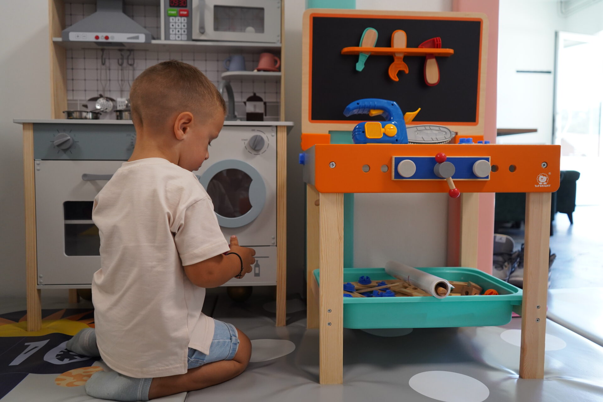 BAK03447 Čarobni svet za vaše mališane u Ivanjici!