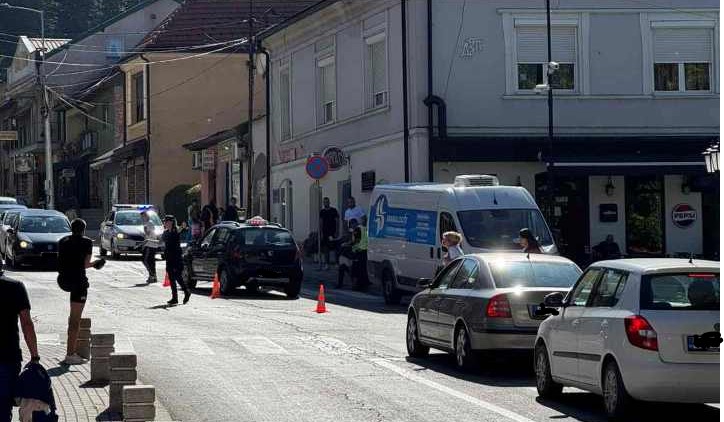 novo-11 Saobraćajna nezgoda u centru Ivanjice