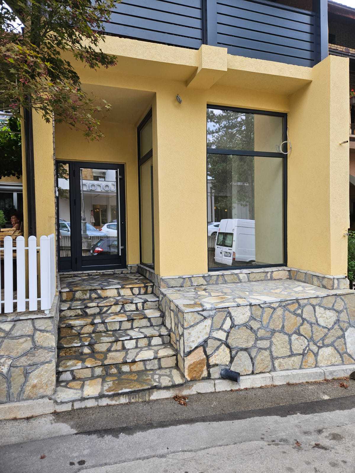 viber_slika_2025-09-06_22-02-14-063 Izdaje se lokal u Ivanjici