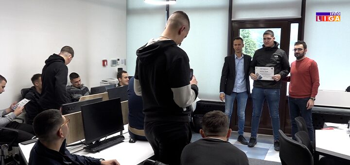 IL-Sertifikati-Ivanjica-CNC-masine-i-insdustrijska-robotika Fakultet, škola i privreda zajedno: Sertifikati mladima u Ivanjici (VIDEO)
