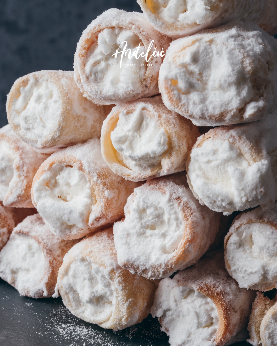 andjelcic-kolaci-6 Vi slavite, mi sladimo – poručite slavske kolače iz poslastičarnice „Anđelčić“