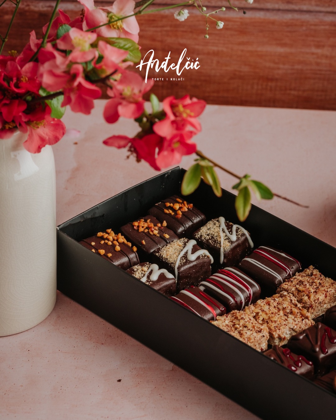 andjelcic-kolaci-9c Vi slavite, mi sladimo – poručite slavske kolače iz poslastičarnice „Anđelčić“