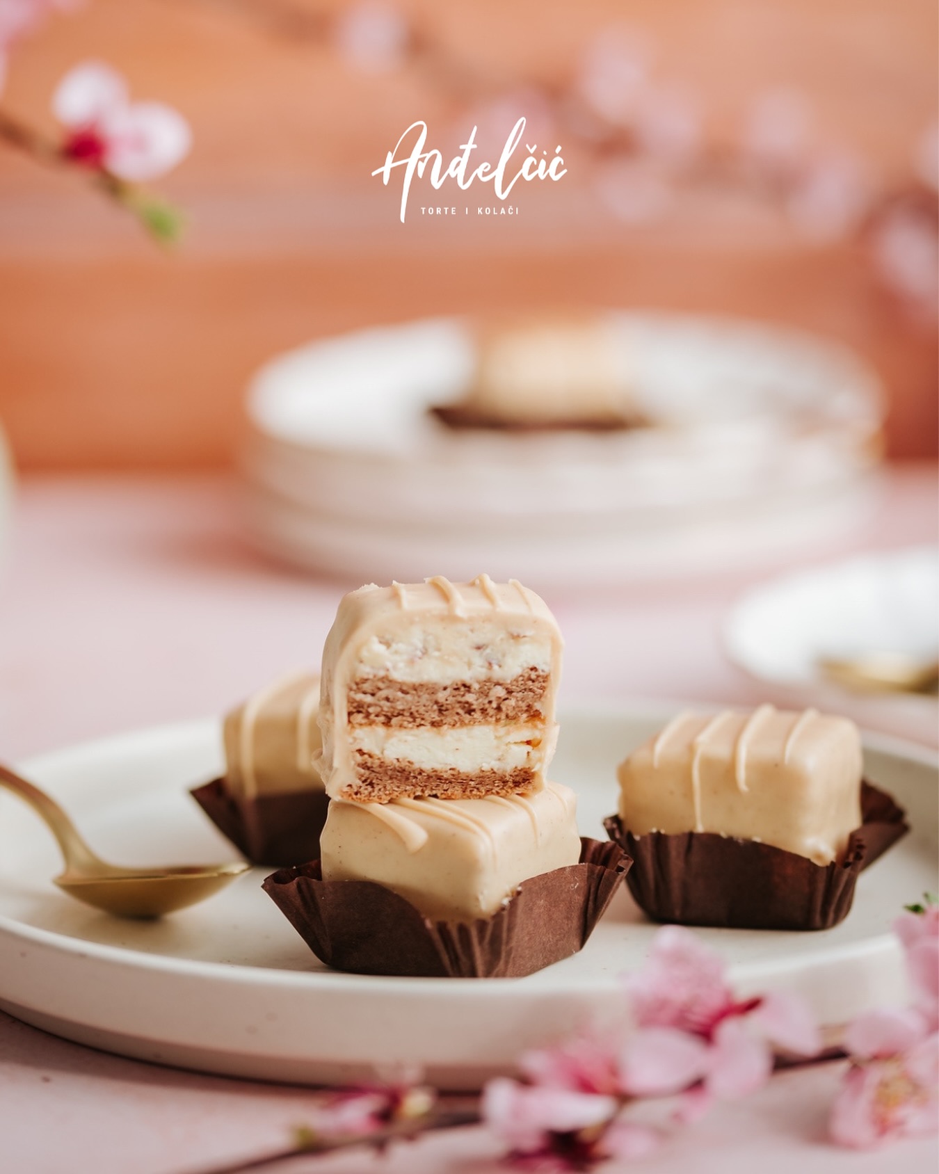 andjelcic-kolaci Vi slavite, mi sladimo – poručite slavske kolače iz poslastičarnice „Anđelčić“