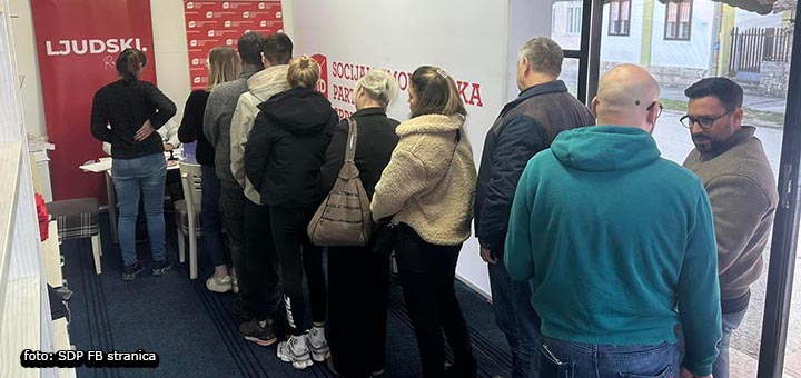 IL-Prikupljanje-potpisa-SDP-Dragacevo- Opštinska izborna komisija u Lučanima prihvatila listu SDPS
